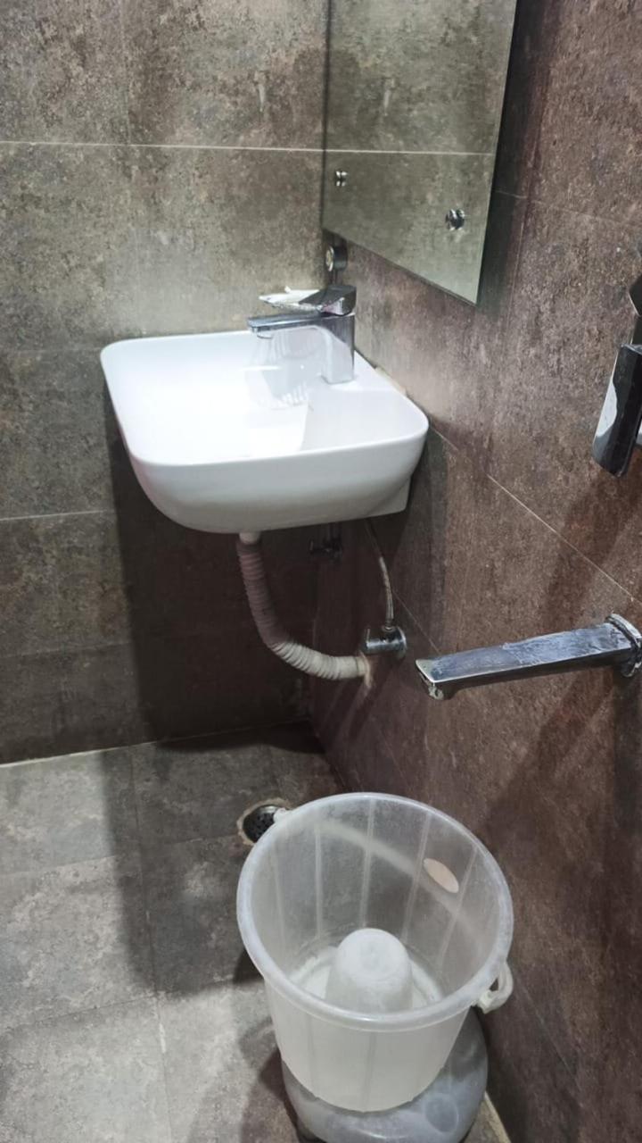Hotel Plaza International Near Delhi Airport นิวเดลี ภายนอก รูปภาพ