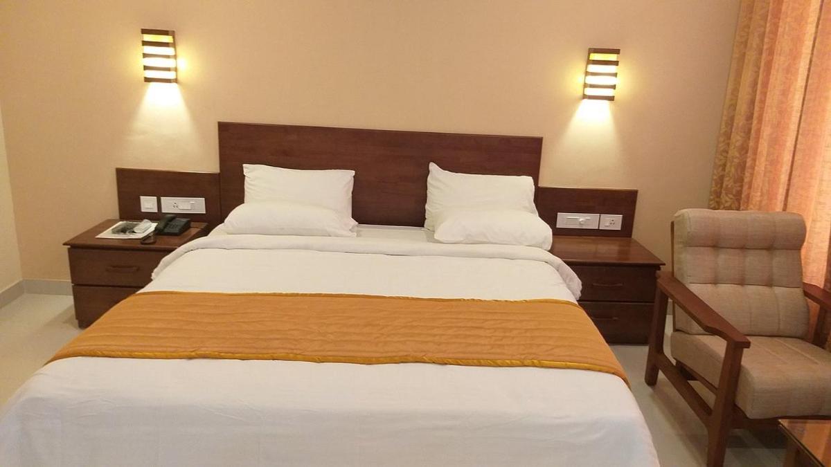 Hotel Plaza International Near Delhi Airport นิวเดลี ภายนอก รูปภาพ