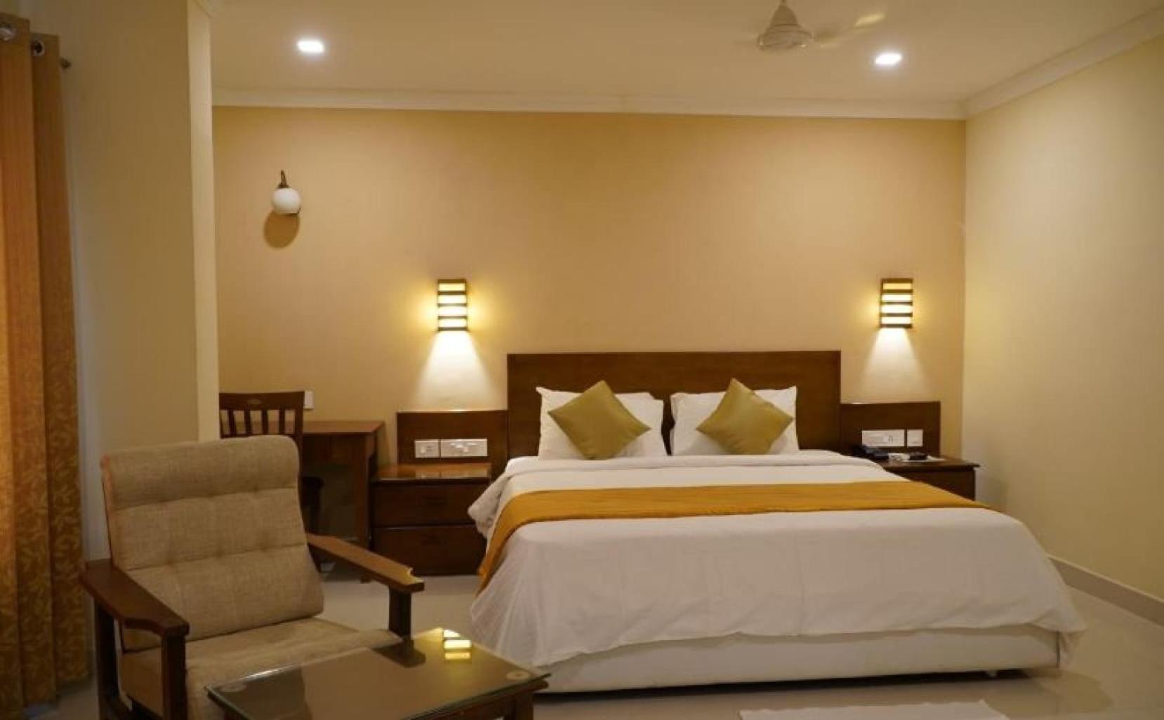 Hotel Plaza International Near Delhi Airport นิวเดลี ภายนอก รูปภาพ